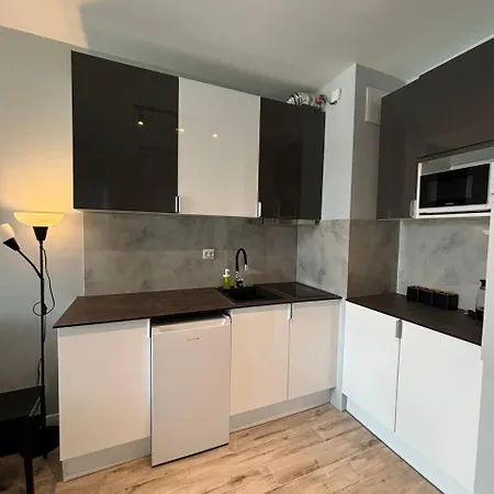 Star A122 Apartment *